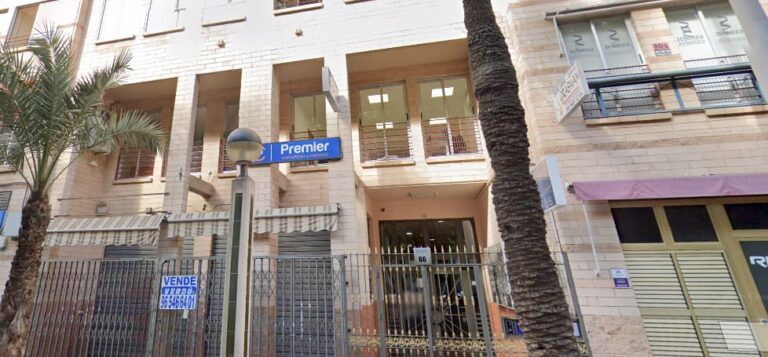 Grasman Centro Capilar Elche fachada del edificio