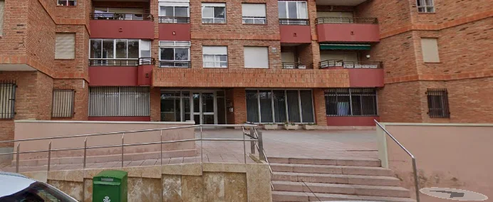 IMET - Instituto Médico Estético Teruel fachada del edificio